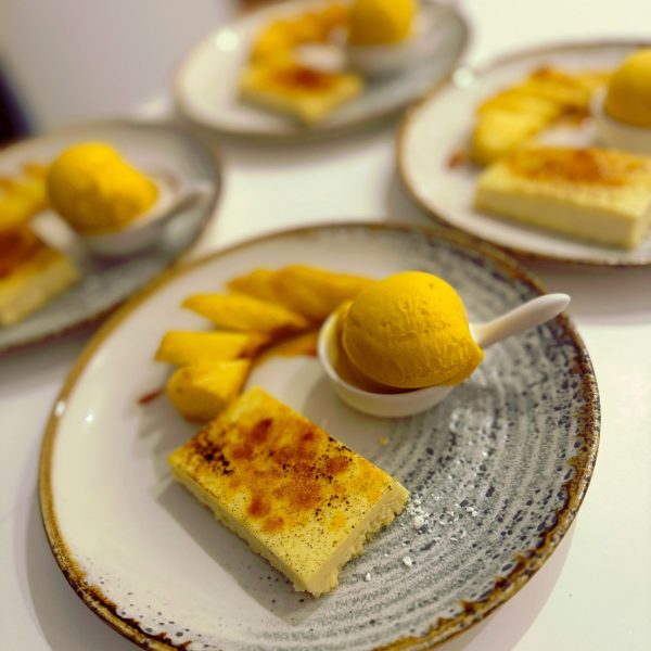 Mango-creme-brulee-Private-Chef-St-Martin-Sint-Maarten-Sxm-scaled-1.jpg